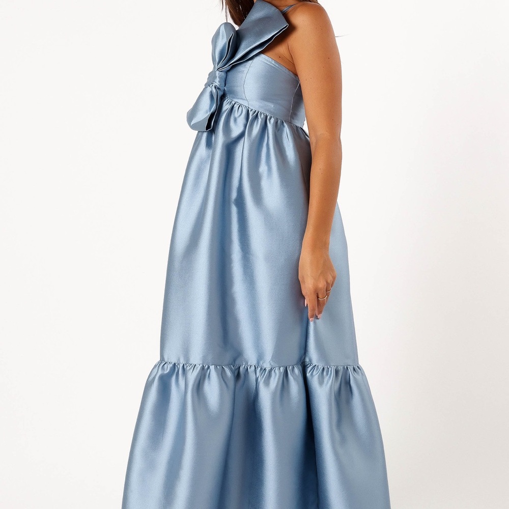 Petal & Pup Blue Fabric Gown - Picture 2 of 9